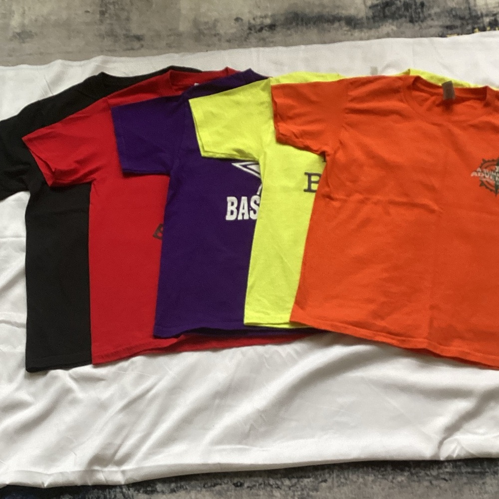Short Sleeve Tees 🔴